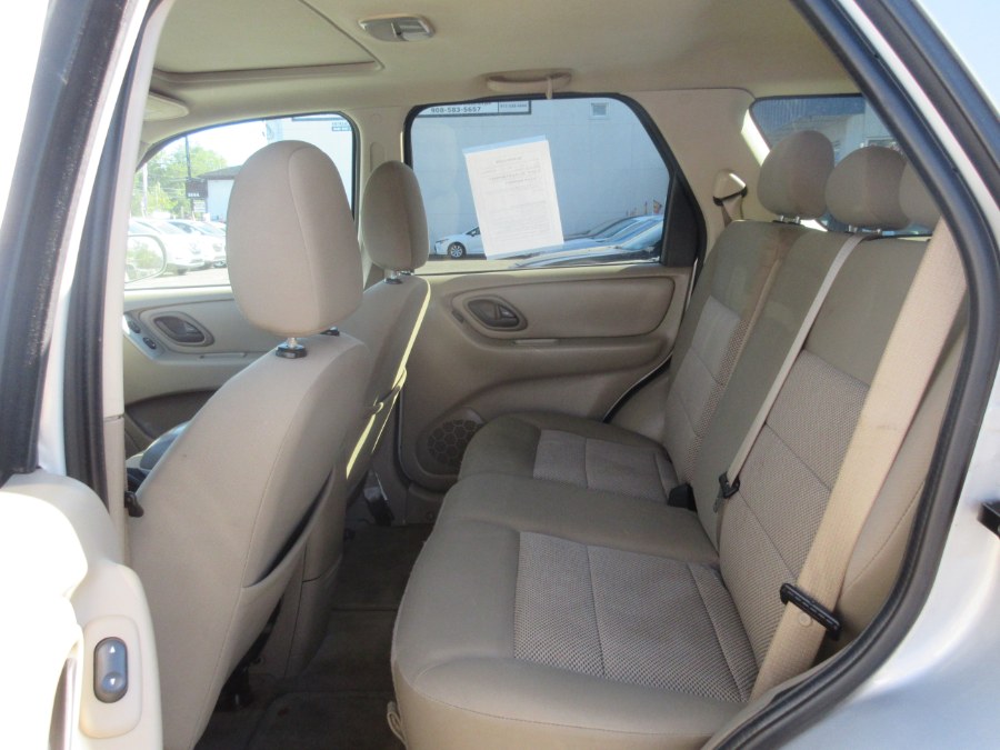 2006 Ford Escape 4dr 3.0L XLT 4WD, available for sale in Linden, New Jersey | Route 27 Auto Mall. Linden, New Jersey 2006 Ford Escape 4dr 3.0L XLT 4WD, available for sale in Linden, New Jersey | Route 27 Auto Mall. Linden, New Jersey
