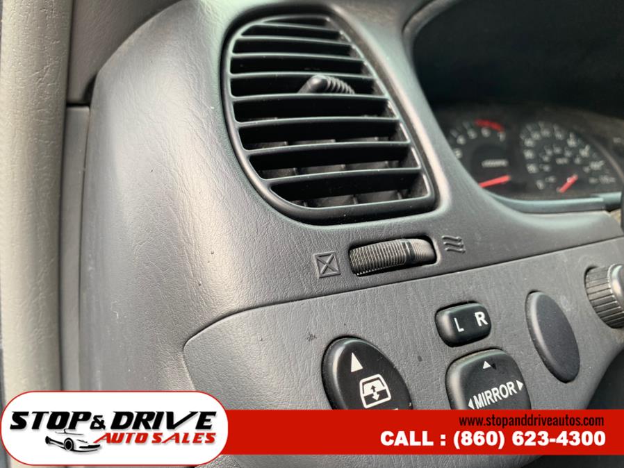 2006 Toyota Tundra DoubleCab V8 SR5 4WD, available for sale in East Windsor, Connecticut | Stop & Drive Auto Sales. East Windsor, Connecticut 2006 Toyota Tundra DoubleCab V8 SR5 4WD, available for sale in East Windsor, Connecticut | Stop & Drive Auto Sales. East Windsor, Connecticut