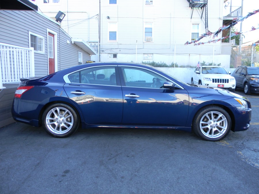 2011 Nissan Maxima 4dr Sdn V6 CVT 3.5 SV, available for sale in Paterson, New Jersey | DZ Automall. Paterson, New Jersey 2011 Nissan Maxima 4dr Sdn V6 CVT 3.5 SV, available for sale in Paterson, New Jersey | DZ Automall. Paterson, New Jersey