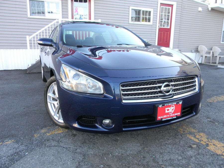 2011 Nissan Maxima 4dr Sdn V6 CVT 3.5 SV, available for sale in Paterson, New Jersey | DZ Automall. Paterson, New Jersey 2011 Nissan Maxima 4dr Sdn V6 CVT 3.5 SV, available for sale in Paterson, New Jersey | DZ Automall. Paterson, New Jersey