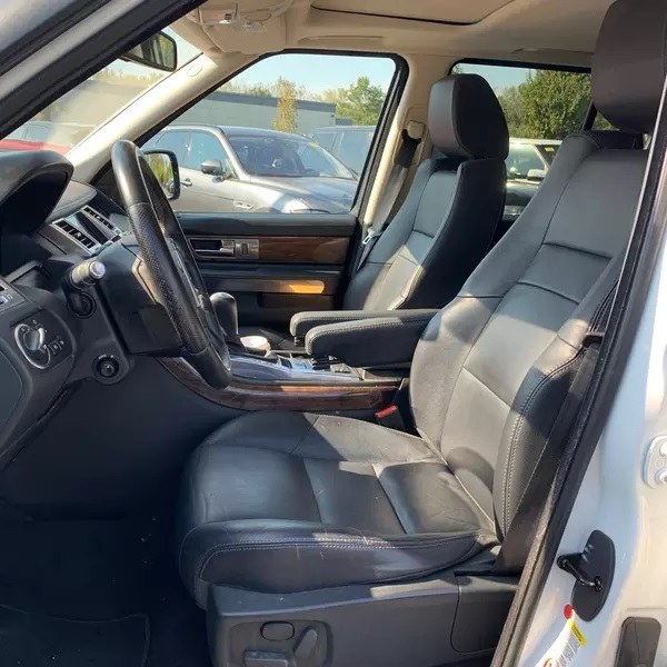 2013 Land Rover Range Rover Sport HSE, available for sale in Naugatuck, Connecticut | Riverside Motorcars, LLC. Naugatuck, Connecticut 2013 Land Rover Range Rover Sport HSE, available for sale in Naugatuck, Connecticut | Riverside Motorcars, LLC. Naugatuck, Connecticut