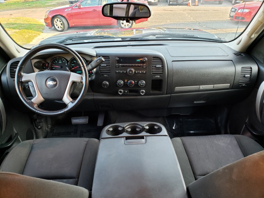 2010 Chevrolet Silverado 2500HD 4WD Ext Cab 143.5" LT, available for sale in East Windsor, Connecticut | Toro Auto. East Windsor, Connecticut 2010 Chevrolet Silverado 2500HD 4WD Ext Cab 143.5" LT, available for sale in East Windsor, Connecticut | Toro Auto. East Windsor, Connecticut