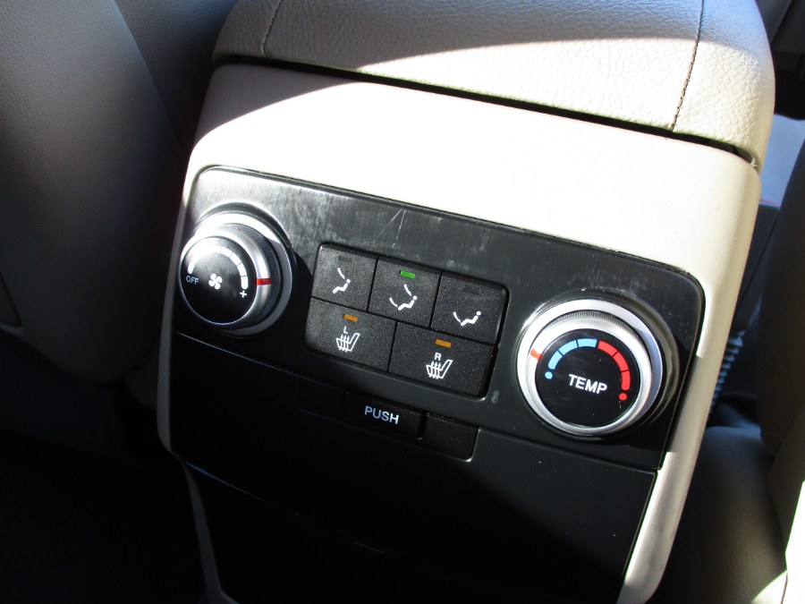 2012 Hyundai Veracruz AWD 4dr Limited, available for sale in West Babylon, New York | New Gen Auto Group. West Babylon, New York 2012 Hyundai Veracruz AWD 4dr Limited, available for sale in West Babylon, New York | New Gen Auto Group. West Babylon, New York