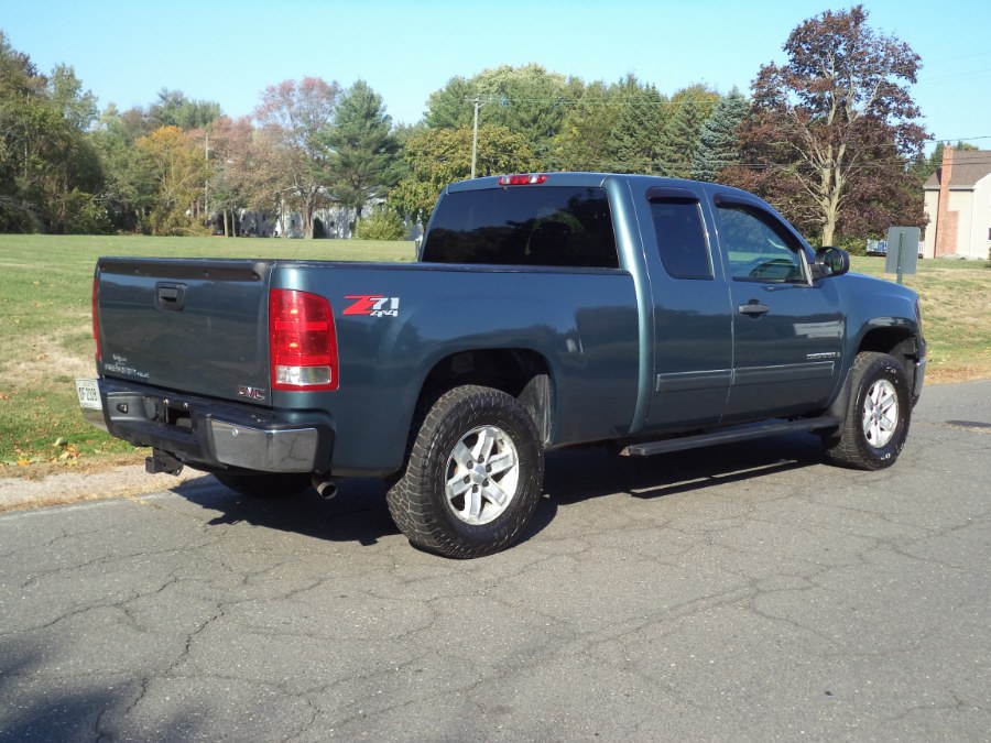 2009 GMC Sierra 1500 4WD Ext Cab 143.5" SLE, available for sale in Berlin, Connecticut | International Motorcars llc. Berlin, Connecticut 2009 GMC Sierra 1500 4WD Ext Cab 143.5" SLE, available for sale in Berlin, Connecticut | International Motorcars llc. Berlin, Connecticut