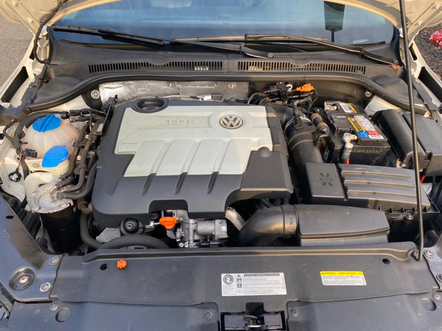 Used Volkswagen Jetta Sedan 4dr DSG TDI w/Premium/Nav 2013 | House of Cars. Watertown, Connecticut Used Volkswagen Jetta Sedan 4dr DSG TDI w/Premium/Nav 2013 | House of Cars. Watertown, Connecticut