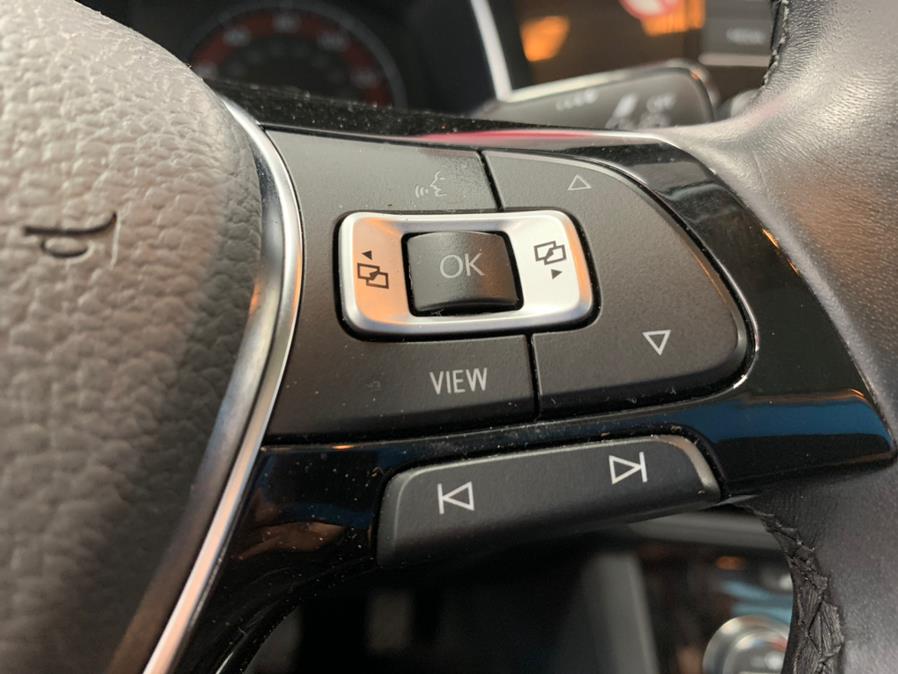 2019 Volkswagen Jetta R-Line Auto w/SULEV, available for sale in Inwood, New York | 5 Towns Drive. Inwood, New York 2019 Volkswagen Jetta R-Line Auto w/SULEV, available for sale in Inwood, New York | 5 Towns Drive. Inwood, New York