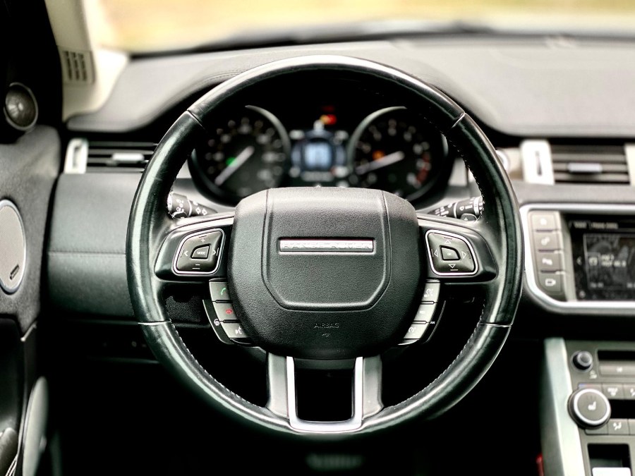 Used Land Rover Range Rover Evoque 5dr HB HSE 2016 | Sena Motors Inc. Revere, Massachusetts Used Land Rover Range Rover Evoque 5dr HB HSE 2016 | Sena Motors Inc. Revere, Massachusetts