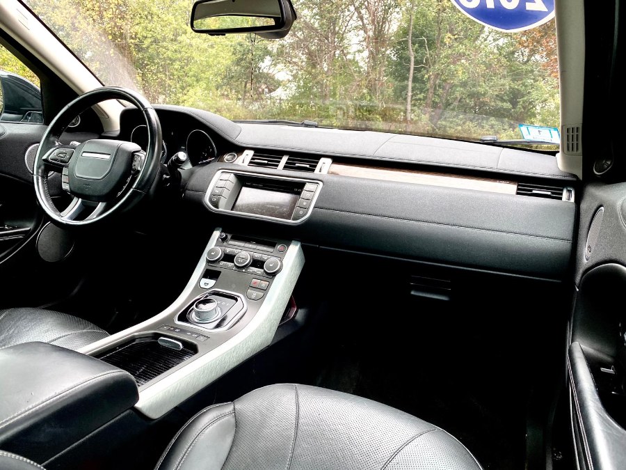 Used Land Rover Range Rover Evoque 5dr HB HSE 2016 | Sena Motors Inc. Revere, Massachusetts Used Land Rover Range Rover Evoque 5dr HB HSE 2016 | Sena Motors Inc. Revere, Massachusetts