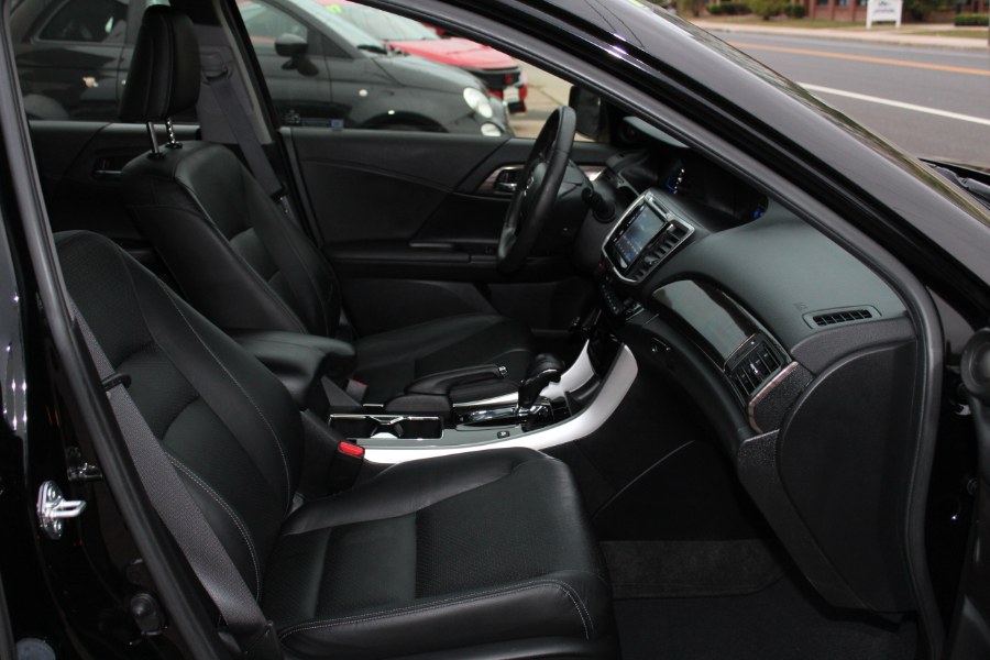 2017 Honda Accord Hybrid EX-L Sedan, available for sale in Manchester, Connecticut | Carsonmain LLC. Manchester, Connecticut 2017 Honda Accord Hybrid EX-L Sedan, available for sale in Manchester, Connecticut | Carsonmain LLC. Manchester, Connecticut