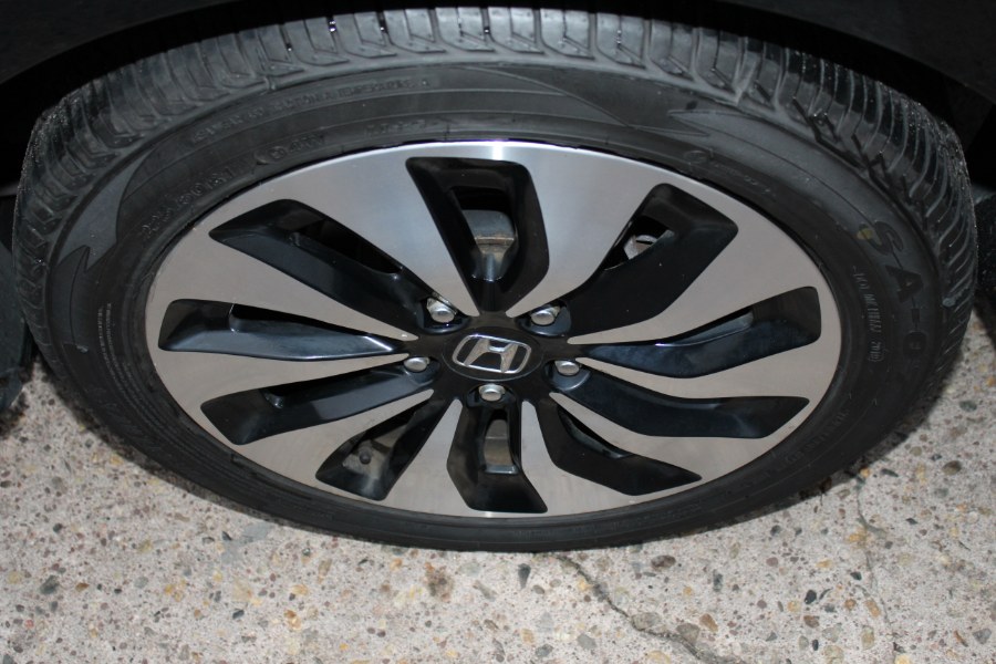 2017 Honda Accord Hybrid EX-L Sedan, available for sale in Manchester, Connecticut | Carsonmain LLC. Manchester, Connecticut 2017 Honda Accord Hybrid EX-L Sedan, available for sale in Manchester, Connecticut | Carsonmain LLC. Manchester, Connecticut