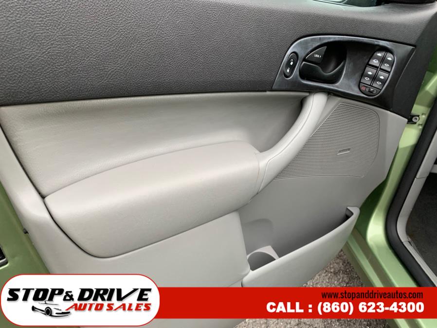 2007 Ford Focus 4dr Sdn S, available for sale in East Windsor, Connecticut | Stop & Drive Auto Sales. East Windsor, Connecticut 2007 Ford Focus 4dr Sdn S, available for sale in East Windsor, Connecticut | Stop & Drive Auto Sales. East Windsor, Connecticut