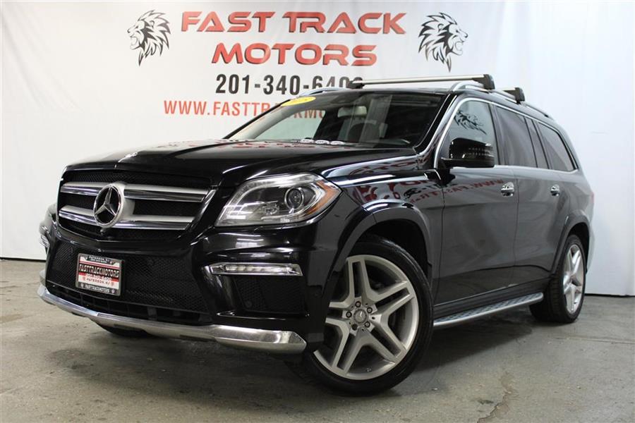 2015 Mercedes-benz Gl 550 4MATIC, available for sale in Paterson, New Jersey | Fast Track Motors. Paterson, New Jersey