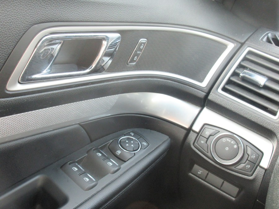 2017 Ford Explorer XLT 4WD, available for sale in Linden, New Jersey | Route 27 Auto Mall. Linden, New Jersey 2017 Ford Explorer XLT 4WD, available for sale in Linden, New Jersey | Route 27 Auto Mall. Linden, New Jersey
