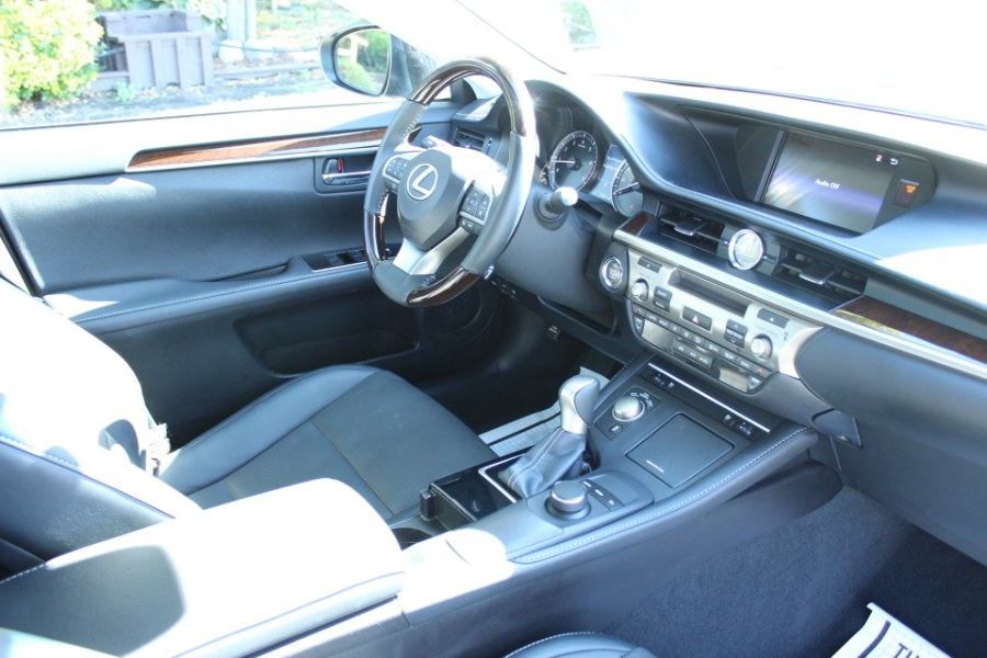 2017 Lexus ES ES 350 FWD, available for sale in Great Neck, New York | Great Neck Car Buyers & Sellers. Great Neck, New York 2017 Lexus ES ES 350 FWD, available for sale in Great Neck, New York | Great Neck Car Buyers & Sellers. Great Neck, New York