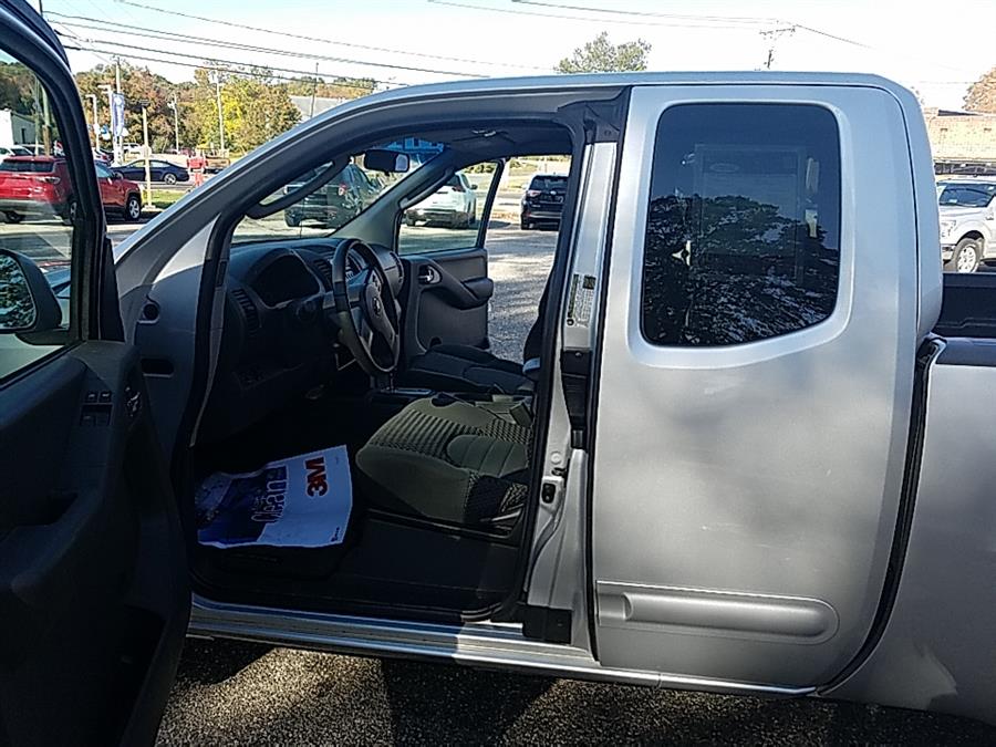 Used Nissan Frontier SE King Cab V6 Auto 2WD 2006 | Saybrook Auto Barn. Old Saybrook, Connecticut Used Nissan Frontier SE King Cab V6 Auto 2WD 2006 | Saybrook Auto Barn. Old Saybrook, Connecticut