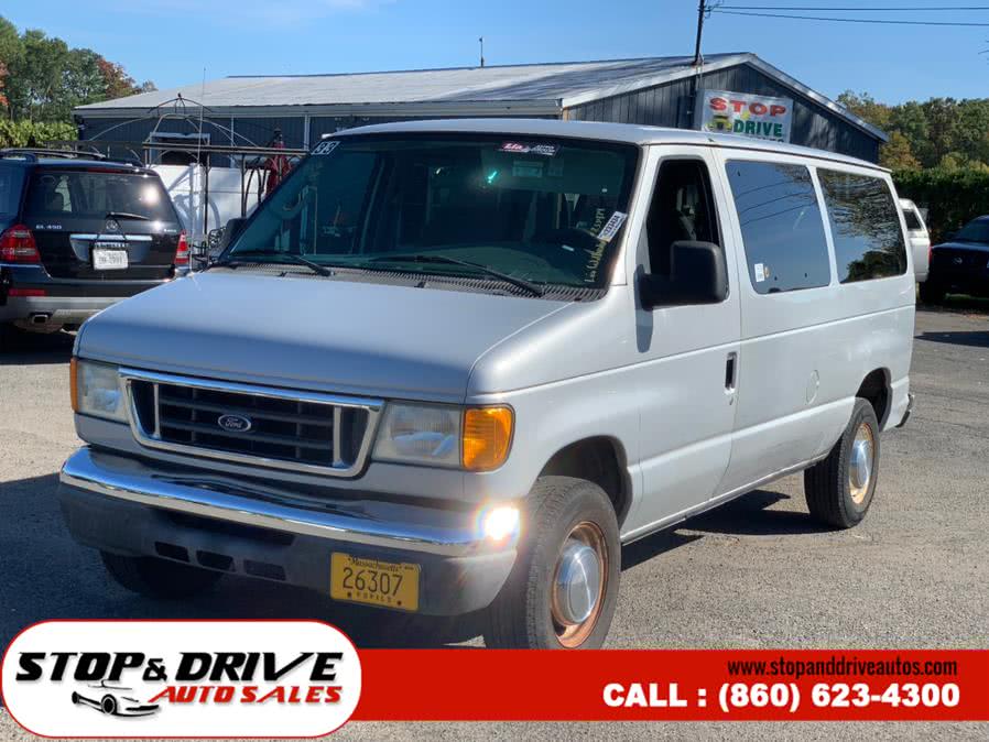 2004 Ford Econoline Wagon E-350 Super XL, available for sale in East Windsor, Connecticut | Stop & Drive Auto Sales. East Windsor, Connecticut
