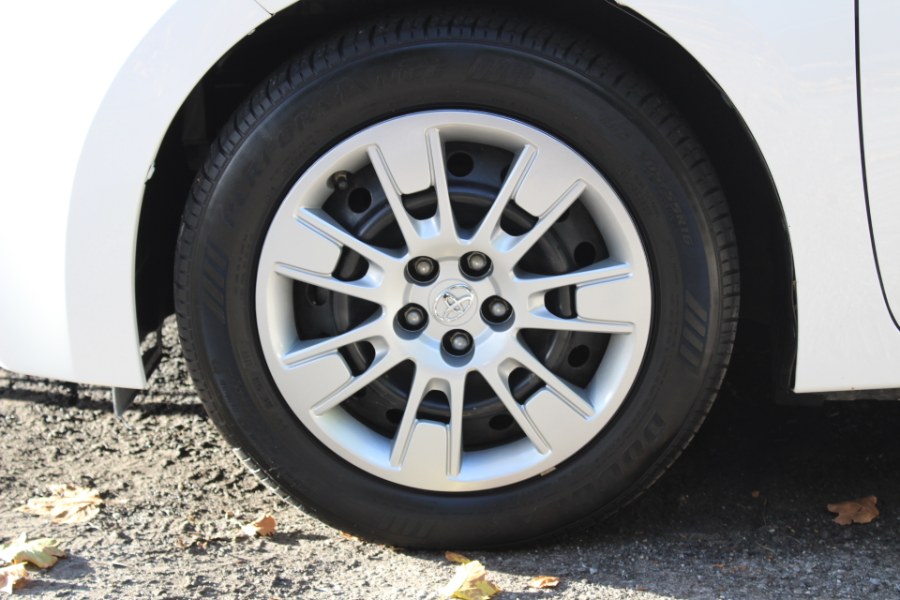 2014 Toyota Corolla 4dr Sdn LE, available for sale in Great Neck, New York | Great Neck Car Buyers & Sellers. Great Neck, New York 2014 Toyota Corolla 4dr Sdn LE, available for sale in Great Neck, New York | Great Neck Car Buyers & Sellers. Great Neck, New York