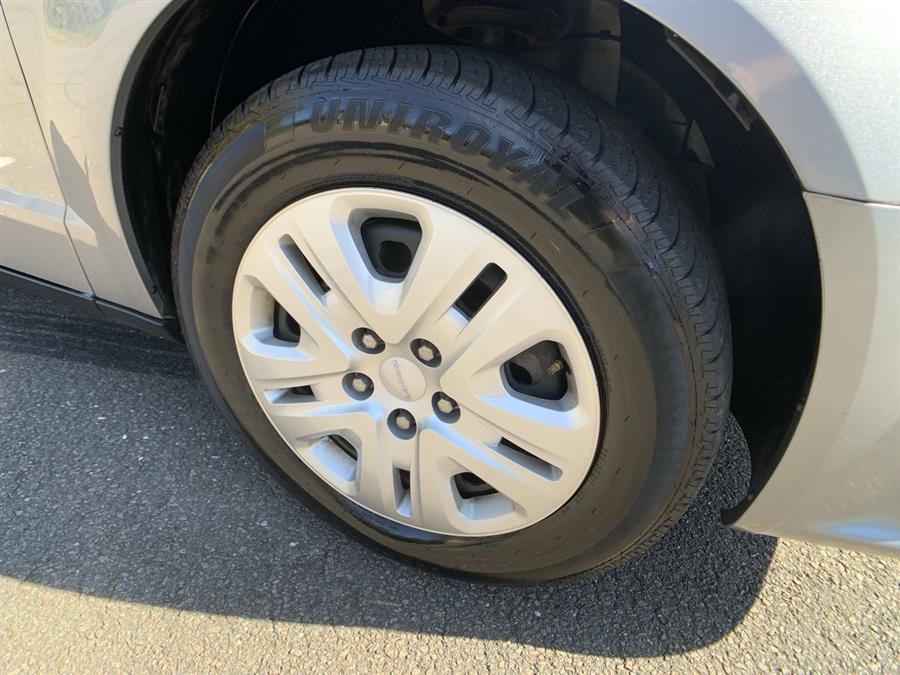 2015 Dodge Grand Caravan 4dr Wgn SE, available for sale in Stratford, Connecticut | Wiz Leasing Inc. Stratford, Connecticut 2015 Dodge Grand Caravan 4dr Wgn SE, available for sale in Stratford, Connecticut | Wiz Leasing Inc. Stratford, Connecticut