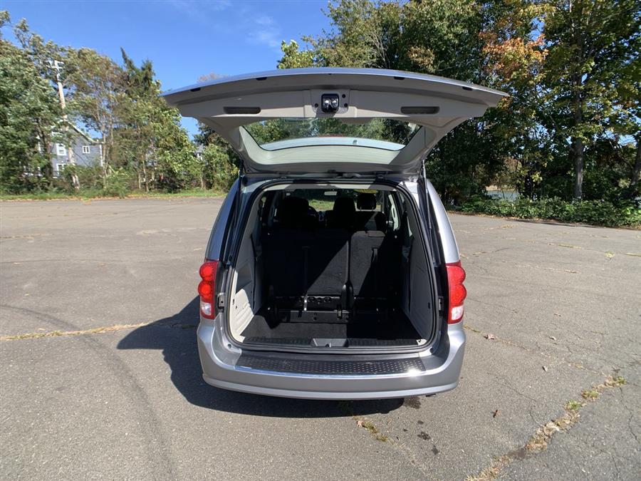 2015 Dodge Grand Caravan 4dr Wgn SE, available for sale in Stratford, Connecticut | Wiz Leasing Inc. Stratford, Connecticut 2015 Dodge Grand Caravan 4dr Wgn SE, available for sale in Stratford, Connecticut | Wiz Leasing Inc. Stratford, Connecticut