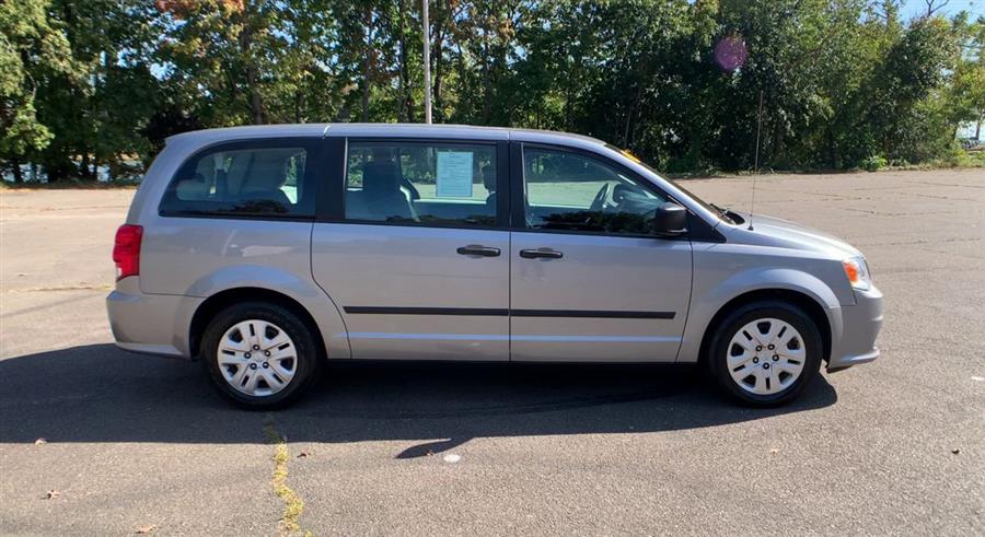 2015 Dodge Grand Caravan 4dr Wgn SE, available for sale in Stratford, Connecticut | Wiz Leasing Inc. Stratford, Connecticut 2015 Dodge Grand Caravan 4dr Wgn SE, available for sale in Stratford, Connecticut | Wiz Leasing Inc. Stratford, Connecticut