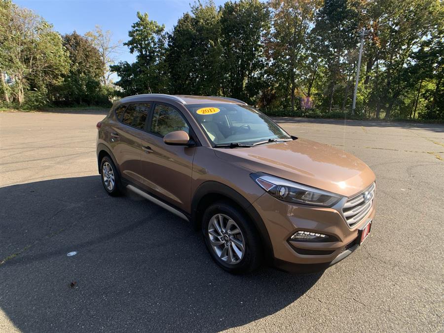 2017 Hyundai Tucson SE AWD, available for sale in Stratford, Connecticut | Wiz Leasing Inc. Stratford, Connecticut