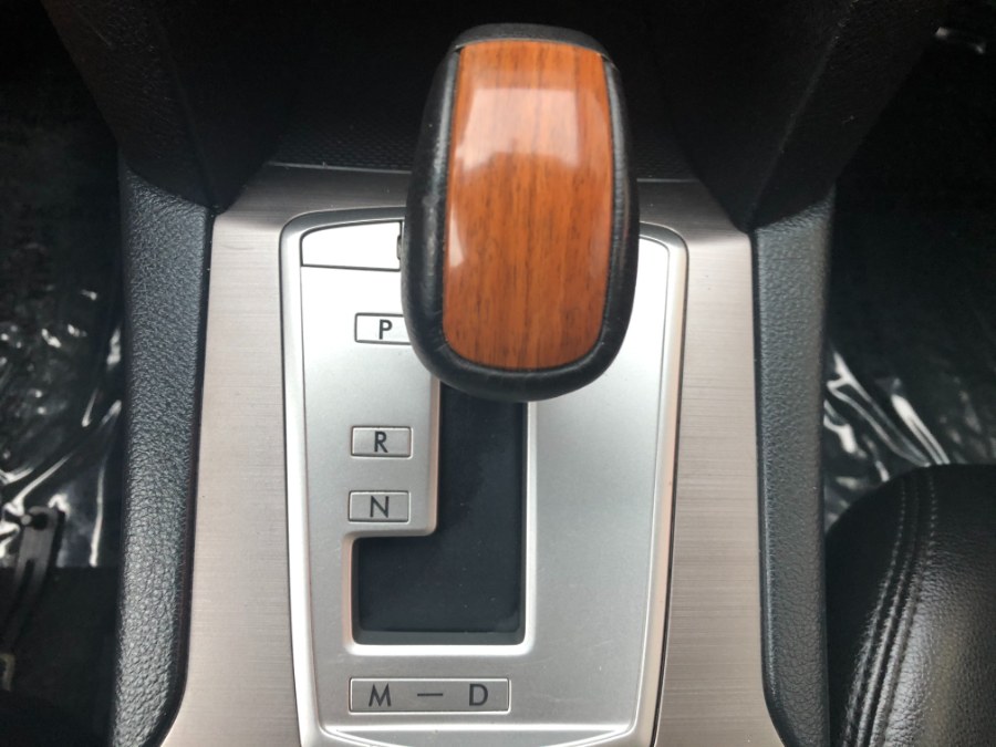 2013 Subaru Outback 4dr Wgn H4 Auto 2.5i Limited, available for sale in Bristol, Connecticut | Bristol Auto Center LLC. Bristol, Connecticut 2013 Subaru Outback 4dr Wgn H4 Auto 2.5i Limited, available for sale in Bristol, Connecticut | Bristol Auto Center LLC. Bristol, Connecticut
