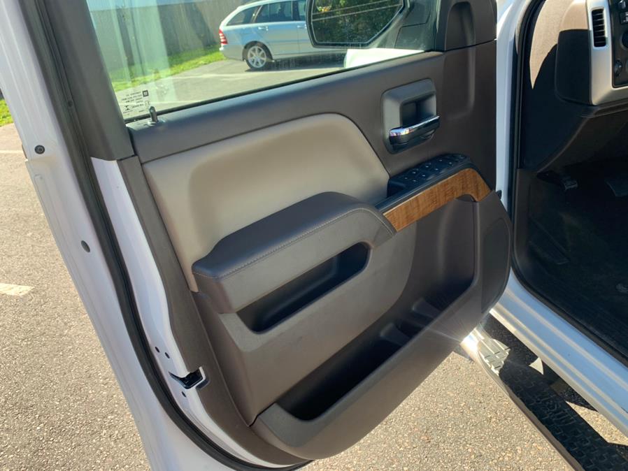 2017 GMC Sierra 1500 4WD Crew Cab 153.0" SLE, available for sale in South Windsor, Connecticut | Mike And Tony Auto Sales, Inc. South Windsor, Connecticut 2017 GMC Sierra 1500 4WD Crew Cab 153.0" SLE, available for sale in South Windsor, Connecticut | Mike And Tony Auto Sales, Inc. South Windsor, Connecticut