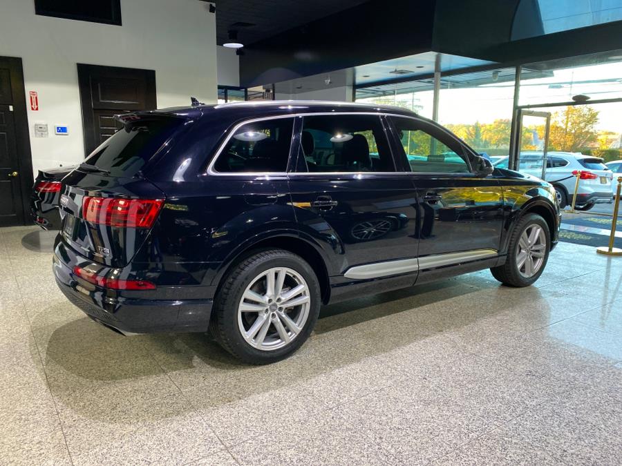 Used Audi Q7 3.0 TFSI Prestige 2017 | Dream Car Gallery. Woodbury, New York Used Audi Q7 3.0 TFSI Prestige 2017 | Dream Car Gallery. Woodbury, New York