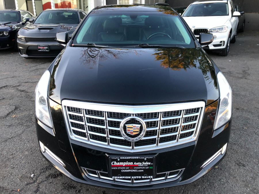 Used Cadillac XTS 4dr Sdn Luxury FWD 2014 | Champion Auto Hillside. Hillside, New Jersey