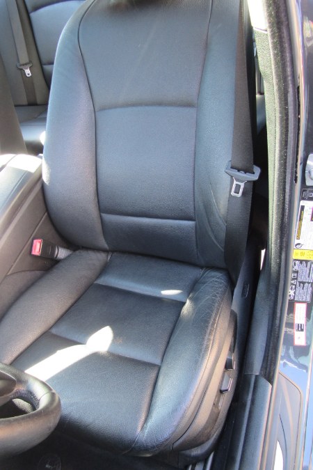 2011 BMW 5 Series 4dr Sdn 535i xDrive AWD, available for sale in Shelton, Connecticut | Center Motorsports LLC. Shelton, Connecticut 2011 BMW 5 Series 4dr Sdn 535i xDrive AWD, available for sale in Shelton, Connecticut | Center Motorsports LLC. Shelton, Connecticut