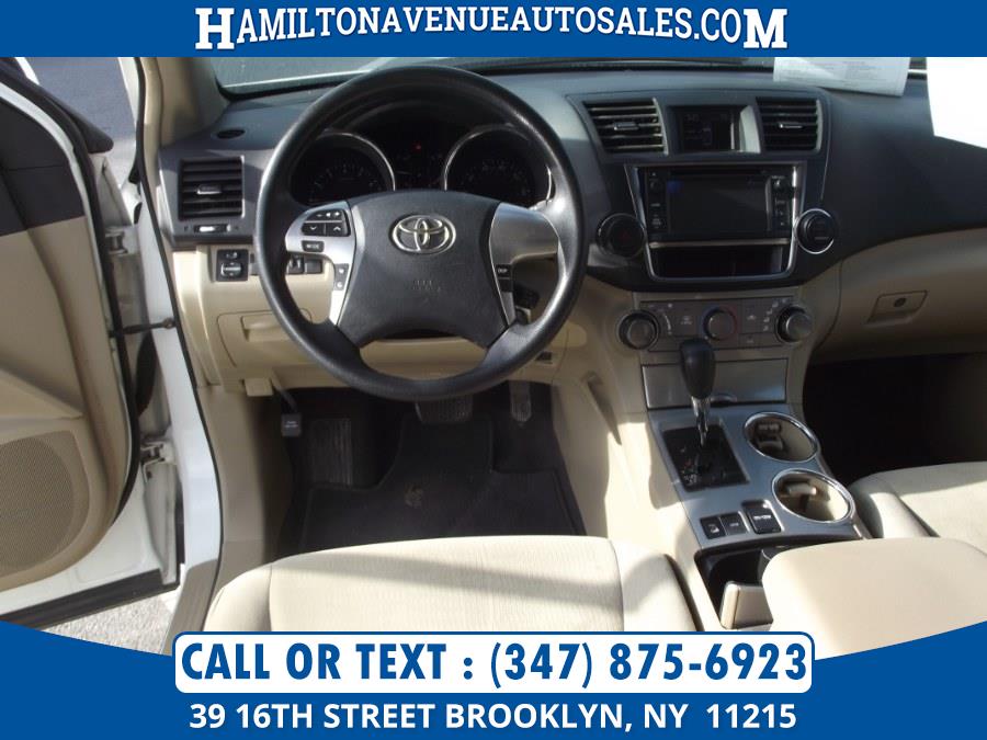 Used Toyota Highlander 6V 2013 | Hamilton Avenue Auto Sales DBA Nyautoauction.com. Brooklyn, New York Used Toyota Highlander 6V 2013 | Hamilton Avenue Auto Sales DBA Nyautoauction.com. Brooklyn, New York