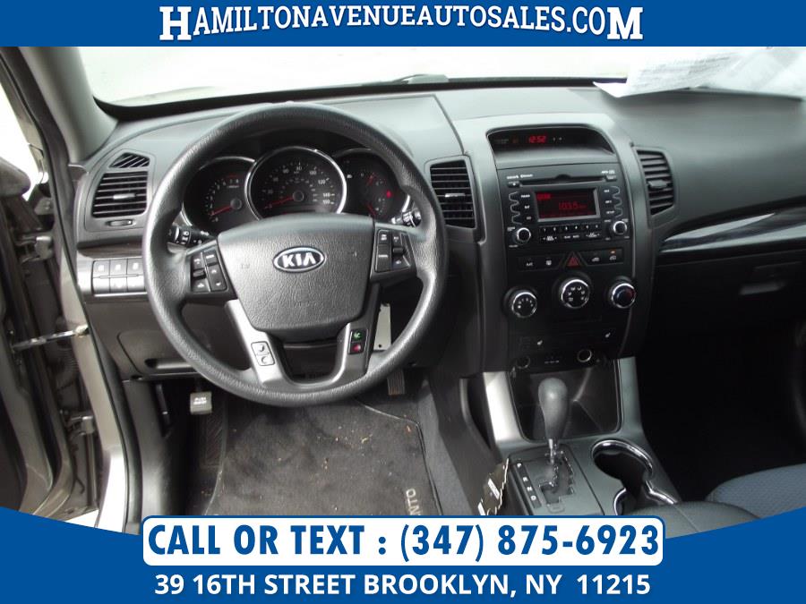 Used Kia Sorento 2WD 4dr I4-GDI LX 2012 | Hamilton Avenue Auto Sales DBA Nyautoauction.com. Brooklyn, New York Used Kia Sorento 2WD 4dr I4-GDI LX 2012 | Hamilton Avenue Auto Sales DBA Nyautoauction.com. Brooklyn, New York