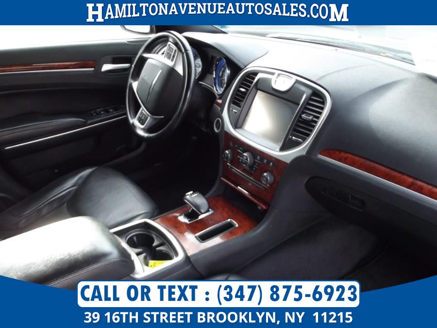 Used Chrysler 300 4dr Sdn V6 Limited RWD 2012 | Hamilton Avenue Auto Sales DBA Nyautoauction.com. Brooklyn, New York Used Chrysler 300 4dr Sdn V6 Limited RWD 2012 | Hamilton Avenue Auto Sales DBA Nyautoauction.com. Brooklyn, New York