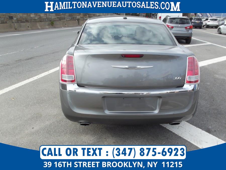 Used Chrysler 300 4dr Sdn V6 Limited RWD 2012 | Hamilton Avenue Auto Sales DBA Nyautoauction.com. Brooklyn, New York Used Chrysler 300 4dr Sdn V6 Limited RWD 2012 | Hamilton Avenue Auto Sales DBA Nyautoauction.com. Brooklyn, New York
