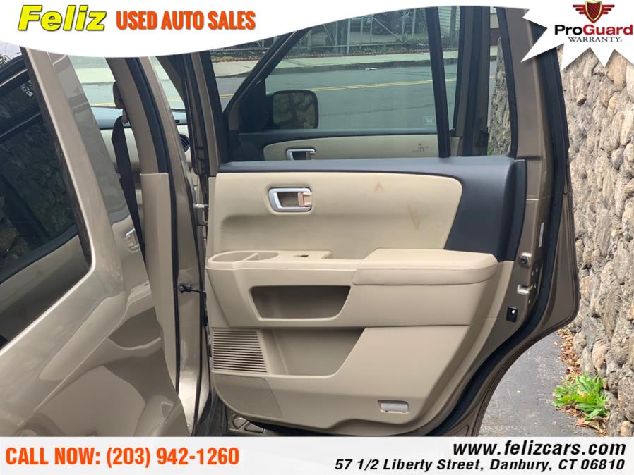 2010 Honda Pilot 4WD 4dr EX, available for sale in Danbury, Connecticut | Feliz Used Auto Sales. Danbury, Connecticut 2010 Honda Pilot 4WD 4dr EX, available for sale in Danbury, Connecticut | Feliz Used Auto Sales. Danbury, Connecticut