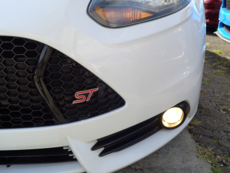 Used Ford Focus ST Manual Hatchback Ricardo 2013 | Top Speed Motors LLC. Jamaica, New York Used Ford Focus ST Manual Hatchback Ricardo 2013 | Top Speed Motors LLC. Jamaica, New York