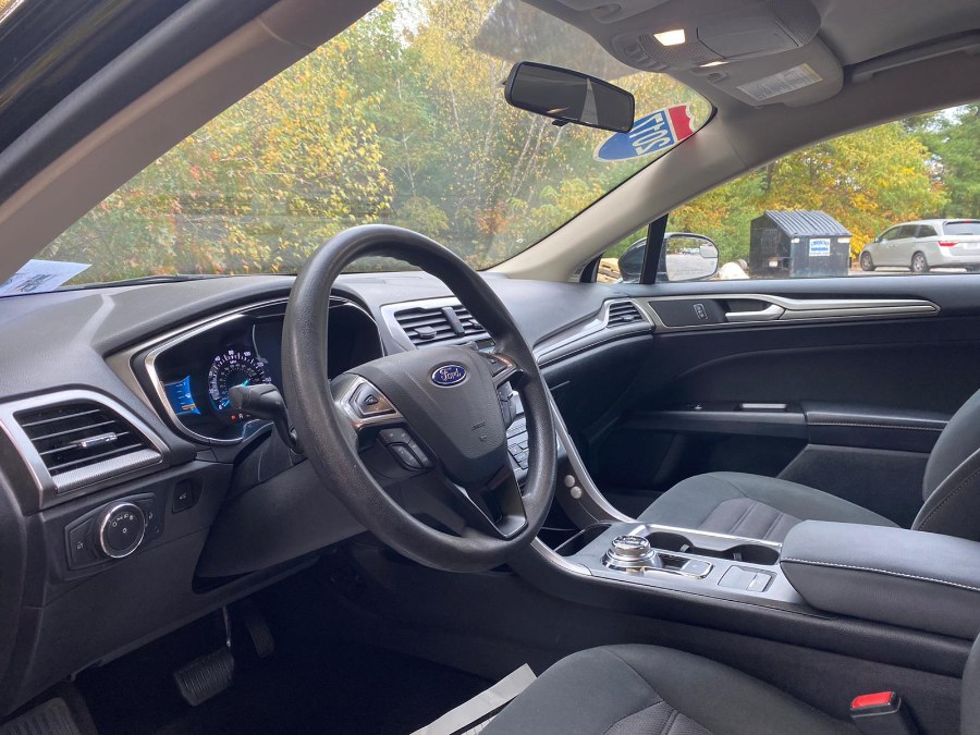Used Ford Fusion SE FWD 2017 | Sena Motors Inc. Revere, Massachusetts Used Ford Fusion SE FWD 2017 | Sena Motors Inc. Revere, Massachusetts