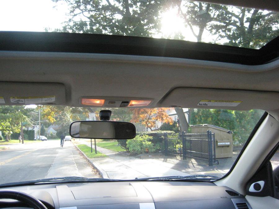2008 Mitsubishi Outlander XLS AWD 4dr SUV, available for sale in Massapequa, New York | Rite Choice Auto Inc.. Massapequa, New York 2008 Mitsubishi Outlander XLS AWD 4dr SUV, available for sale in Massapequa, New York | Rite Choice Auto Inc.. Massapequa, New York