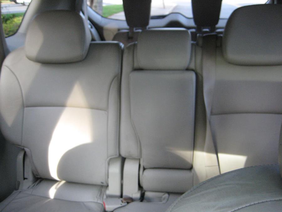 2008 Mitsubishi Outlander XLS AWD 4dr SUV, available for sale in Massapequa, New York | Rite Choice Auto Inc.. Massapequa, New York 2008 Mitsubishi Outlander XLS AWD 4dr SUV, available for sale in Massapequa, New York | Rite Choice Auto Inc.. Massapequa, New York