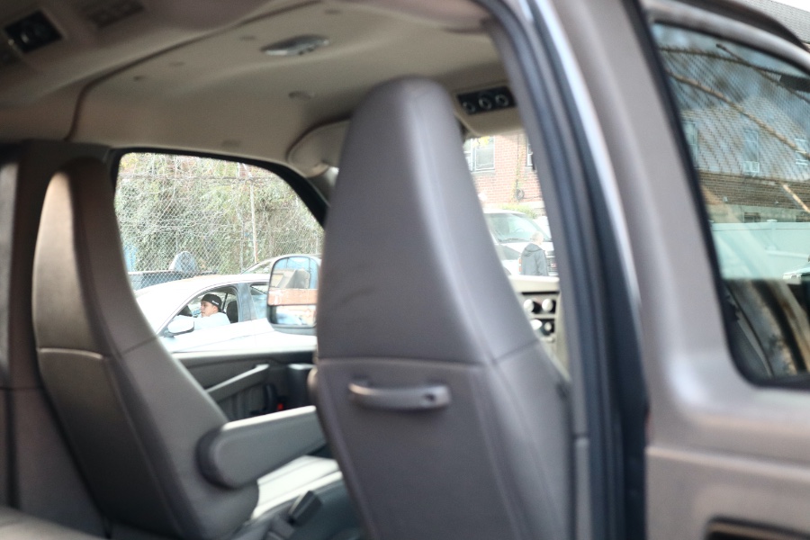 Used Chevrolet Express Passenger RWD 2500 135" LS 2017 | Hillside Auto Mall Inc.. Jamaica, New York Used Chevrolet Express Passenger RWD 2500 135" LS 2017 | Hillside Auto Mall Inc.. Jamaica, New York