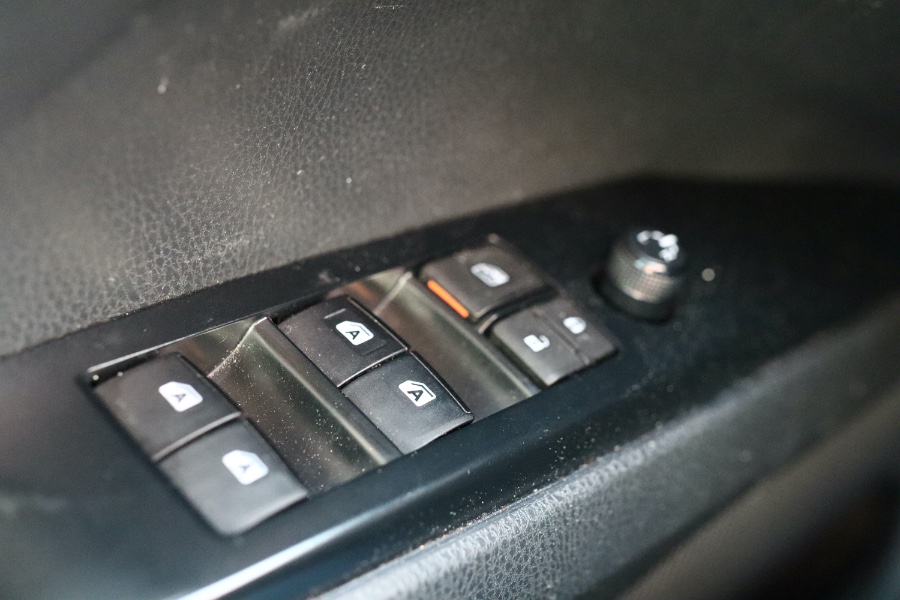 Used Toyota Camry SE Auto (Natl) 2019 | Hillside Auto Mall Inc.. Jamaica, New York Used Toyota Camry SE Auto (Natl) 2019 | Hillside Auto Mall Inc.. Jamaica, New York