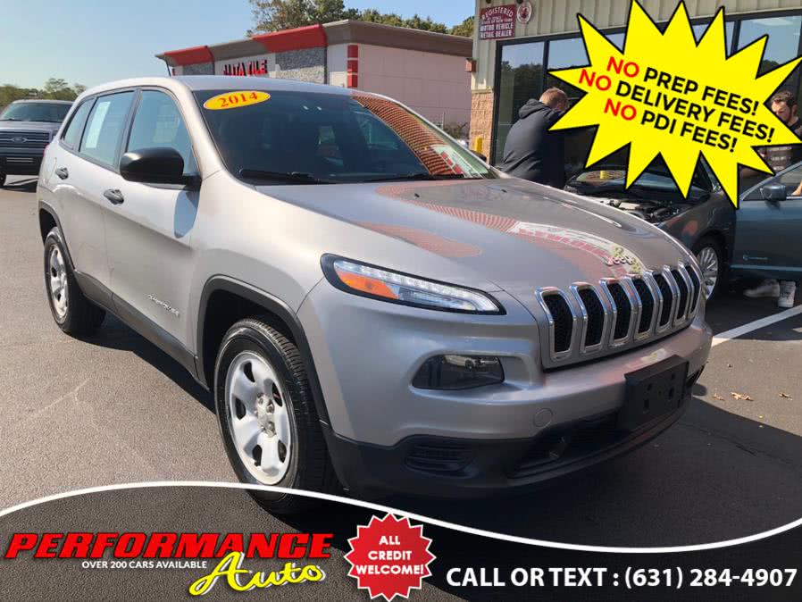 2014 Jeep Cherokee 4WD 4dr Sport, available for sale in Bohemia, New York | Performance Auto Inc. Bohemia, New York
