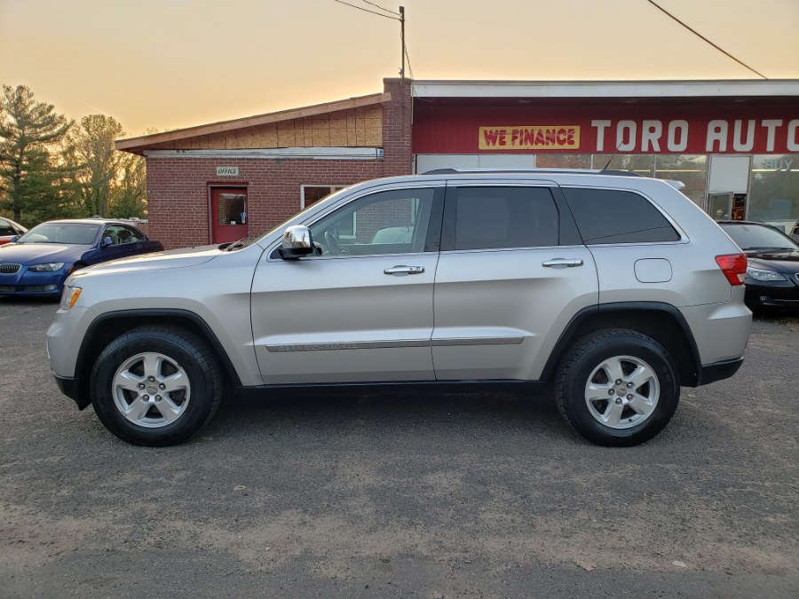 Used Jeep Grand Cherokee 4WD 4dr Laredo 2011 | Toro Auto. East Windsor, Connecticut Used Jeep Grand Cherokee 4WD 4dr Laredo 2011 | Toro Auto. East Windsor, Connecticut