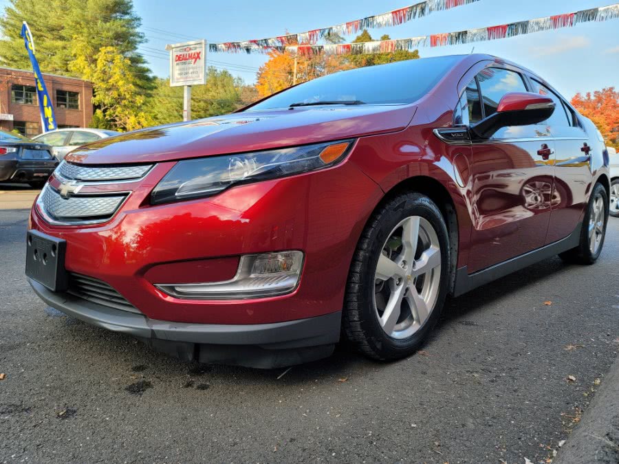 2011 Chevrolet Volt 5dr HB, available for sale in Bristol, Connecticut | Dealmax Motors LLC. Bristol, Connecticut