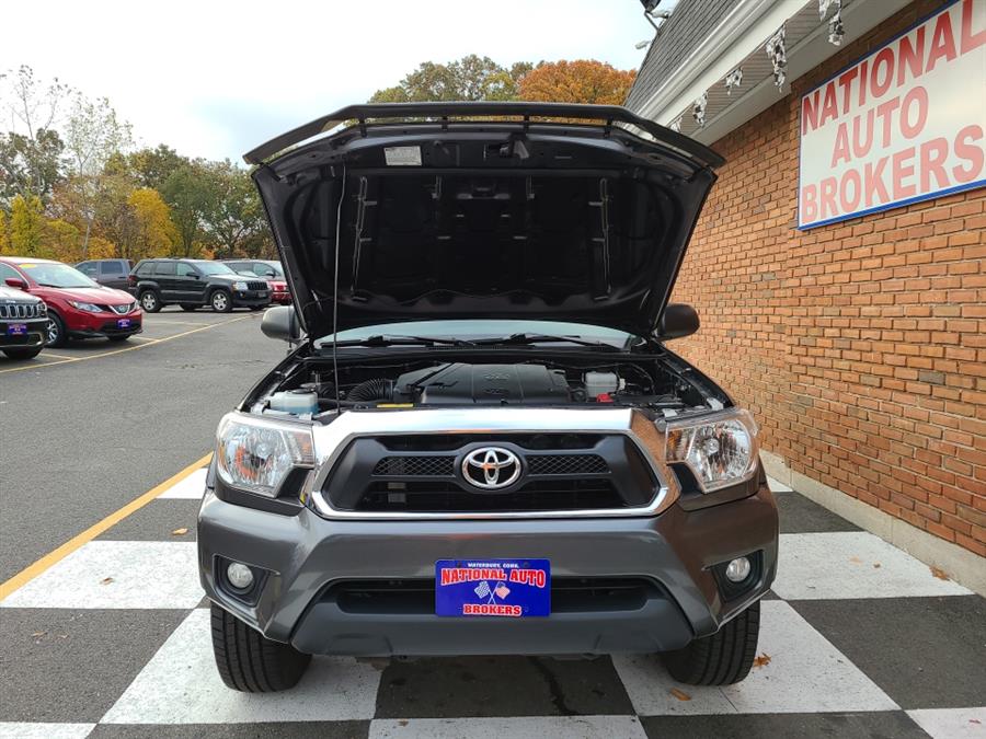 2015 Toyota Tacoma 4WD Access Cab V6 AT, available for sale in Waterbury, Connecticut | National Auto Brokers, Inc.. Waterbury, Connecticut 2015 Toyota Tacoma 4WD Access Cab V6 AT, available for sale in Waterbury, Connecticut | National Auto Brokers, Inc.. Waterbury, Connecticut