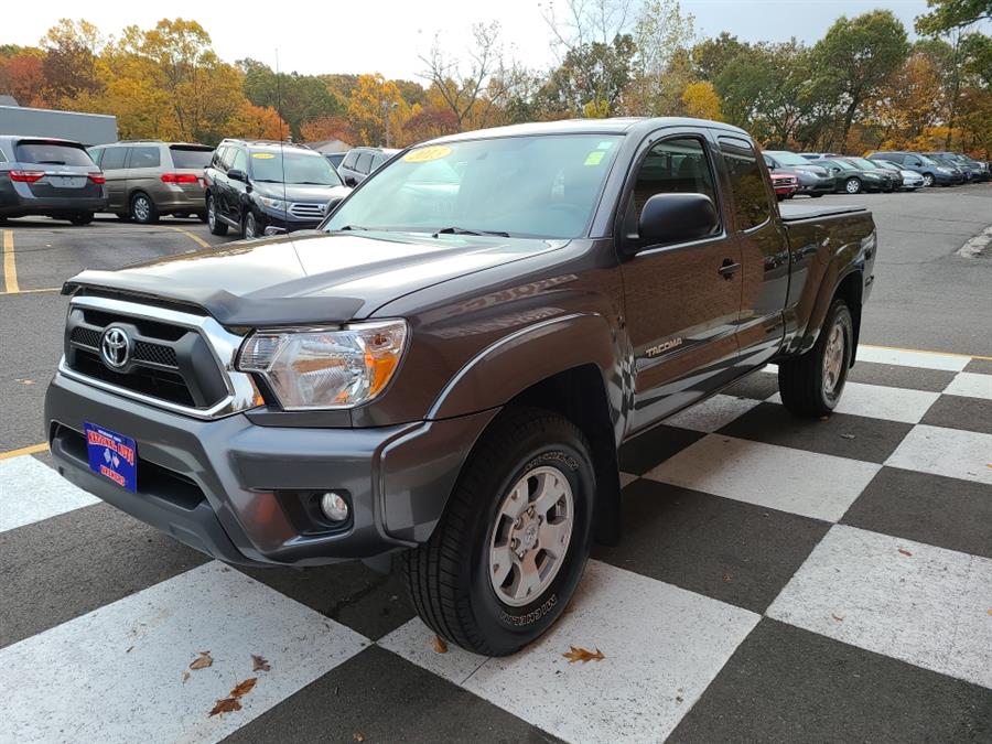 2015 Toyota Tacoma 4WD Access Cab V6 AT, available for sale in Waterbury, Connecticut | National Auto Brokers, Inc.. Waterbury, Connecticut 2015 Toyota Tacoma 4WD Access Cab V6 AT, available for sale in Waterbury, Connecticut | National Auto Brokers, Inc.. Waterbury, Connecticut