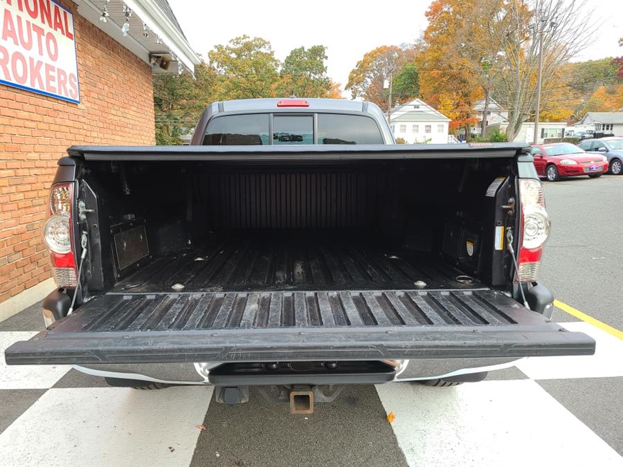 2015 Toyota Tacoma 4WD Access Cab V6 AT, available for sale in Waterbury, Connecticut | National Auto Brokers, Inc.. Waterbury, Connecticut 2015 Toyota Tacoma 4WD Access Cab V6 AT, available for sale in Waterbury, Connecticut | National Auto Brokers, Inc.. Waterbury, Connecticut