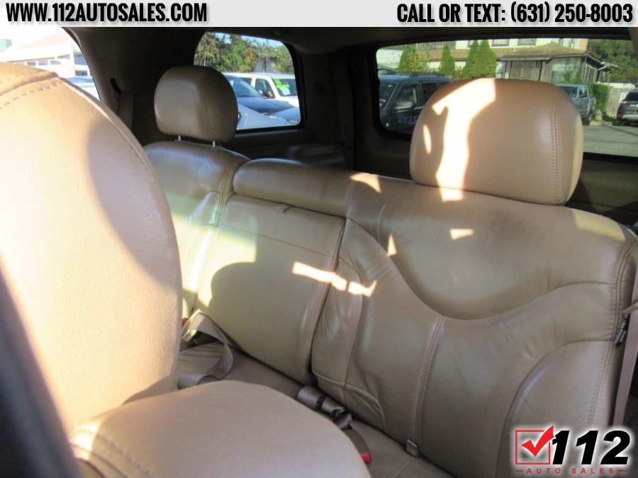 Used GMC Yukon 4dr 4WD SLT 2000 | 112 Auto Sales. Patchogue, New York Used GMC Yukon 4dr 4WD SLT 2000 | 112 Auto Sales. Patchogue, New York