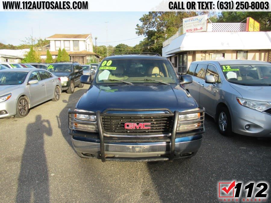 Used GMC Yukon 4dr 4WD SLT 2000 | 112 Auto Sales. Patchogue, New York Used GMC Yukon 4dr 4WD SLT 2000 | 112 Auto Sales. Patchogue, New York
