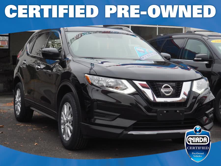 2017 Nissan Rogue SV, available for sale in Huntington Station, New York | Connection Auto Sales Inc.. Huntington Station, New York